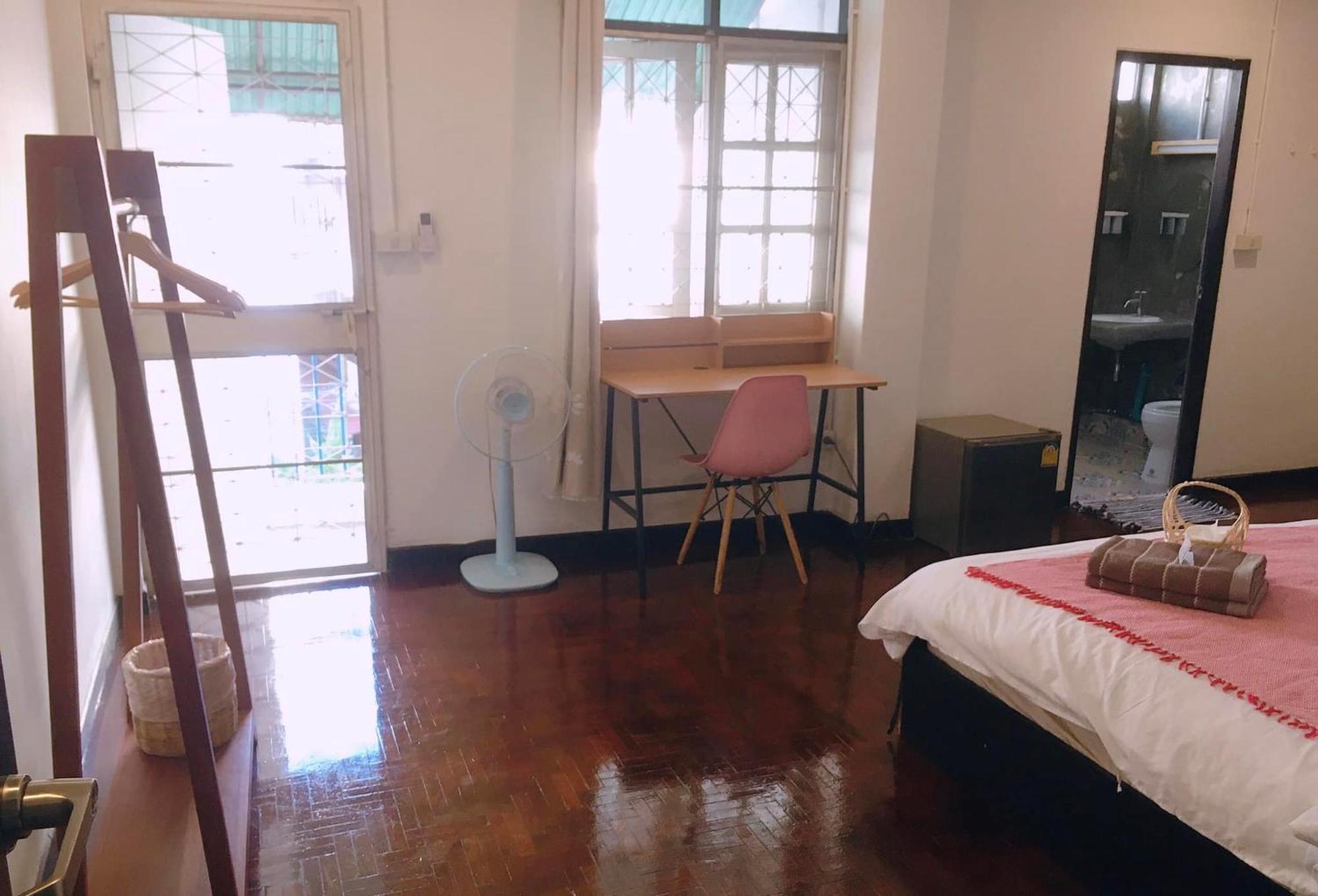 Wayside Guesthouse Chiang Mai Exterior foto
